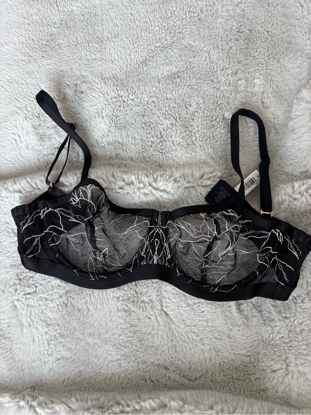 Soma Linework Embroidered Unlined Balconette Bra - Picture 6 of 8